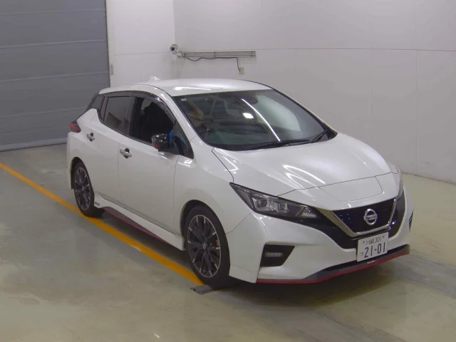 Nissan LEAF — фото 1