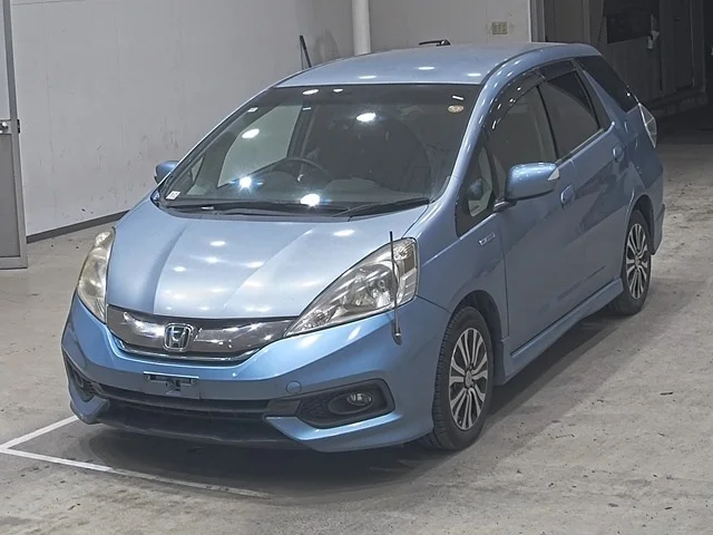 Honda FIT SHUTTLE — фото 1