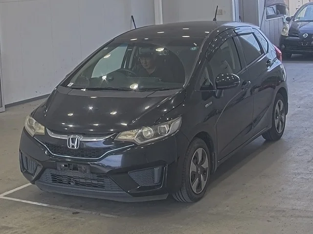 Honda FIT — фото 1
