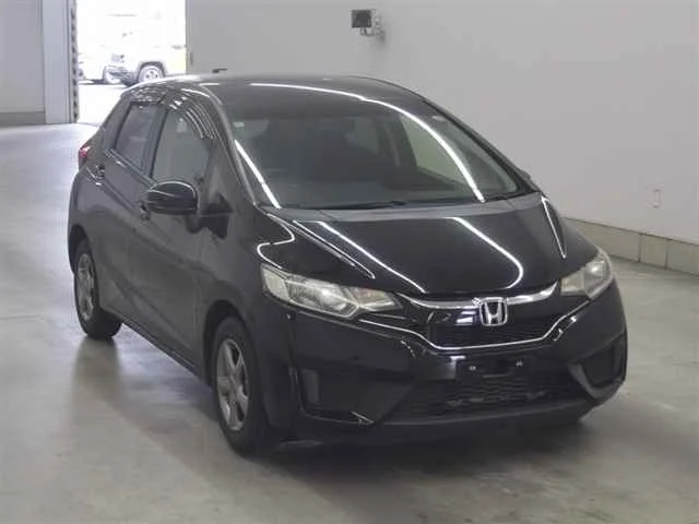 Honda FIT — фото 1