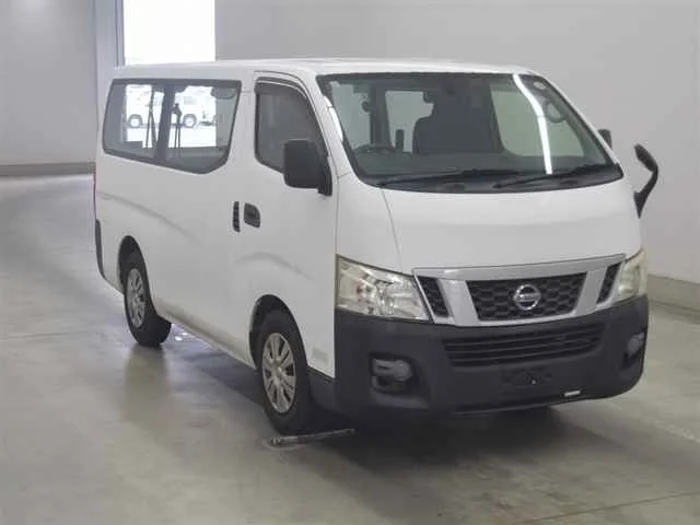 Nissan CARAVAN — фото 1
