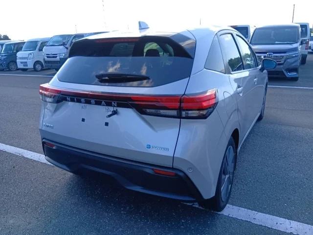 Nissan NOTE — фото 2