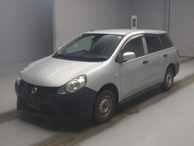 Nissan AD