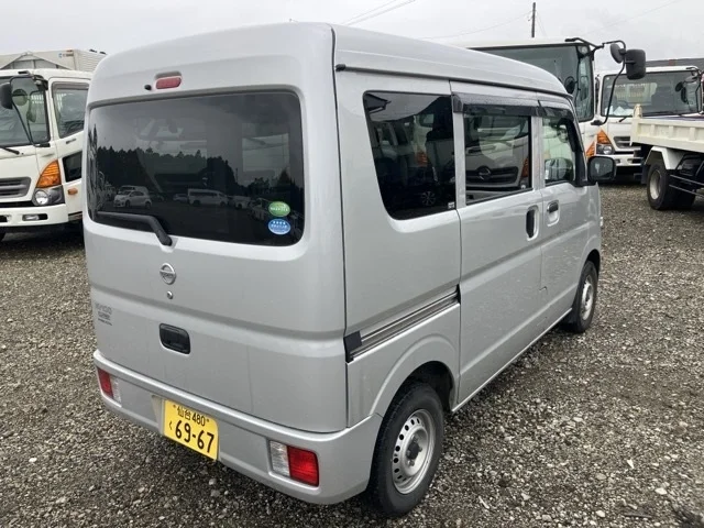 Nissan CLIPPER VAN — фото 2