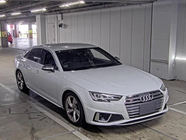 Audi S4