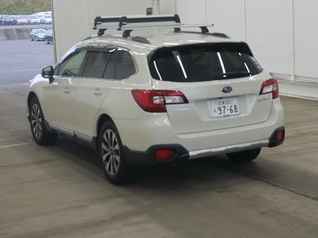 Subaru LEGACY OUTBACK — фото 2