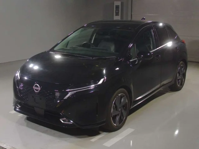 Nissan AURA — фото 1