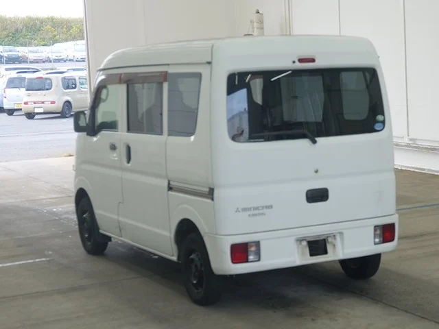 Mitsubishi MINICAB — фото 2