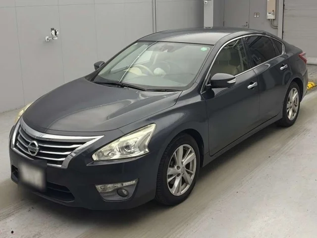 Nissan TEANA