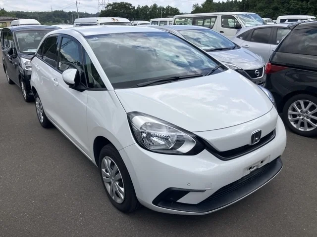 Honda FIT — фото 1