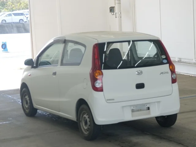Daihatsu MIRA — фото 2