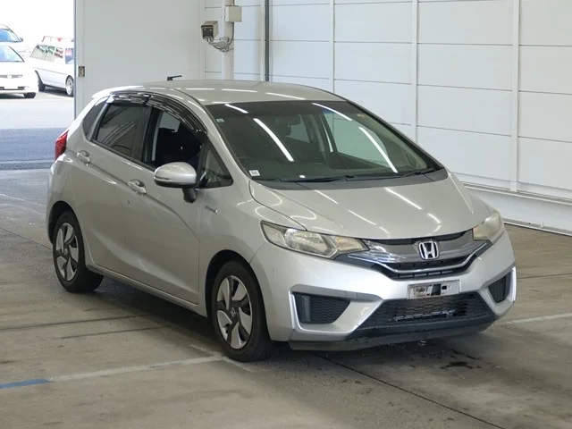 Honda FIT — фото 1