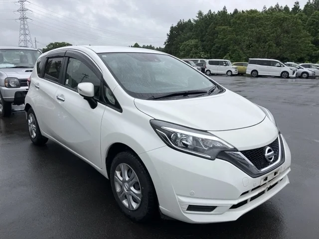 Nissan NOTE — фото 1