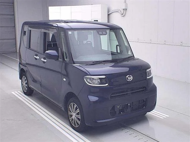 Daihatsu TANTO — фото 1