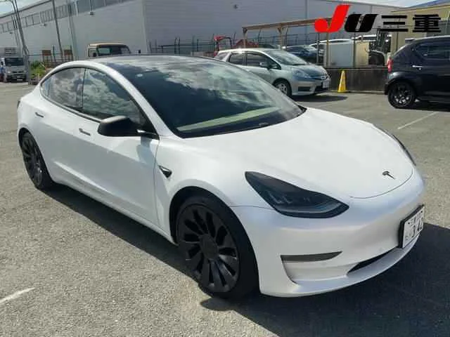 Tesla MODEL3 — фото 1