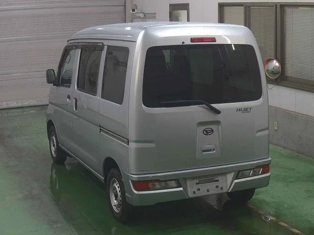 Daihatsu HIJET VAN — фото 2