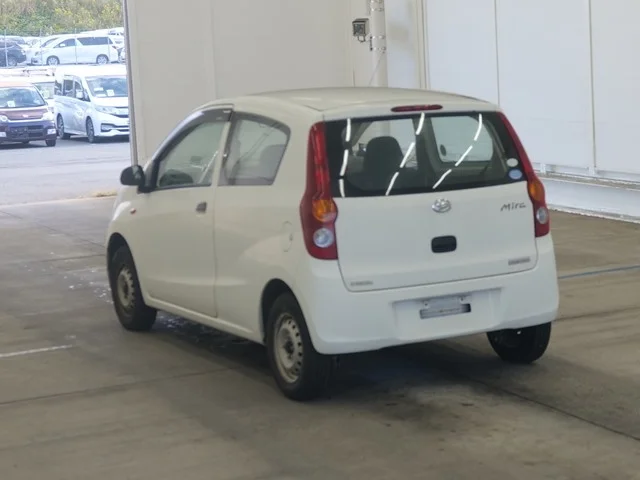 Daihatsu MIRA — фото 2