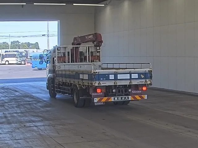 Isuzu FORWARD — фото 2
