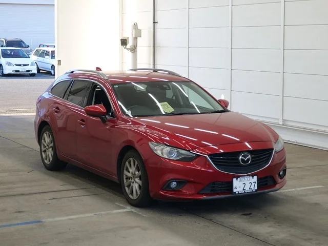 Mazda ATENZA WAGON — фото 1