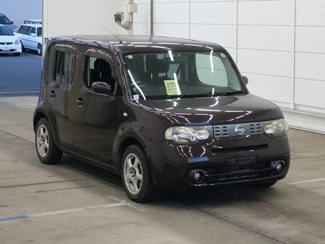 Nissan CUBE — фото 1