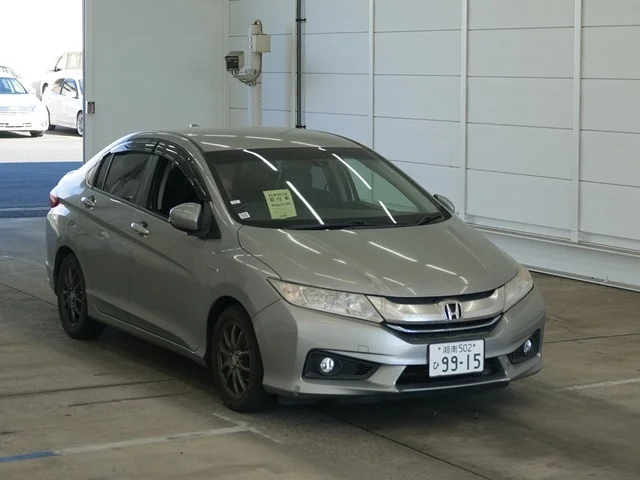 Honda GRACE — фото 1