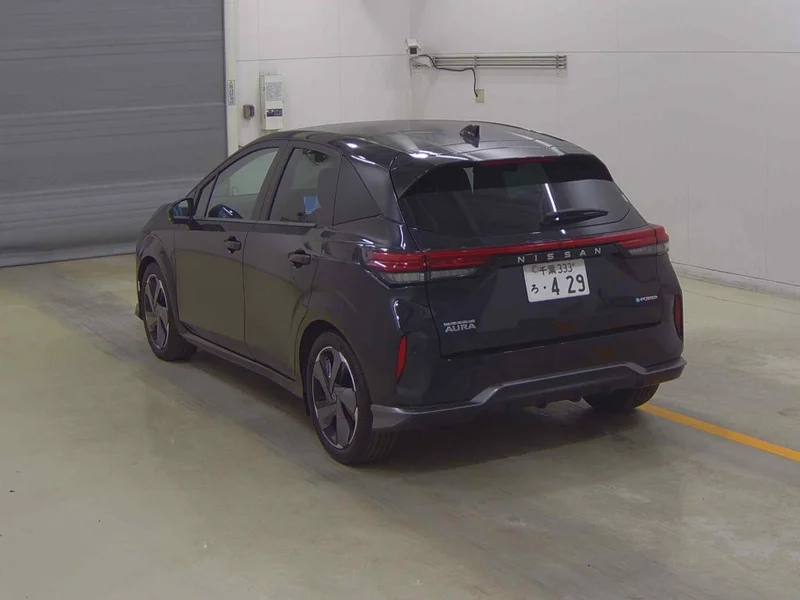 Nissan AURA — фото 2