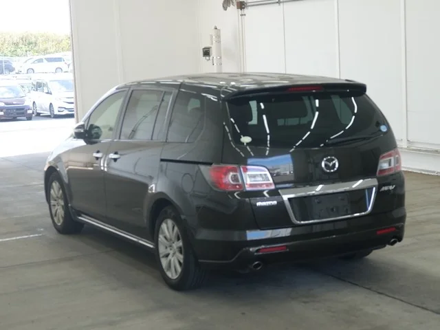 Mazda MPV — фото 2