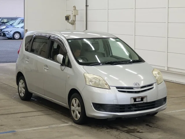 Daihatsu BOON