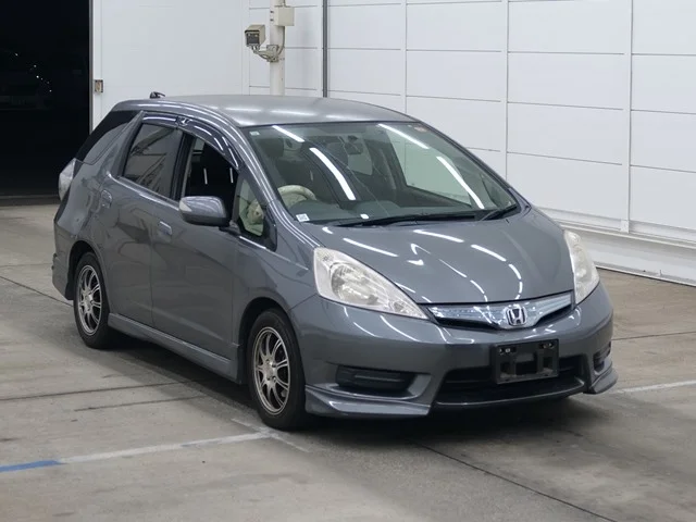 Honda FIT SHUTTLE — фото 1