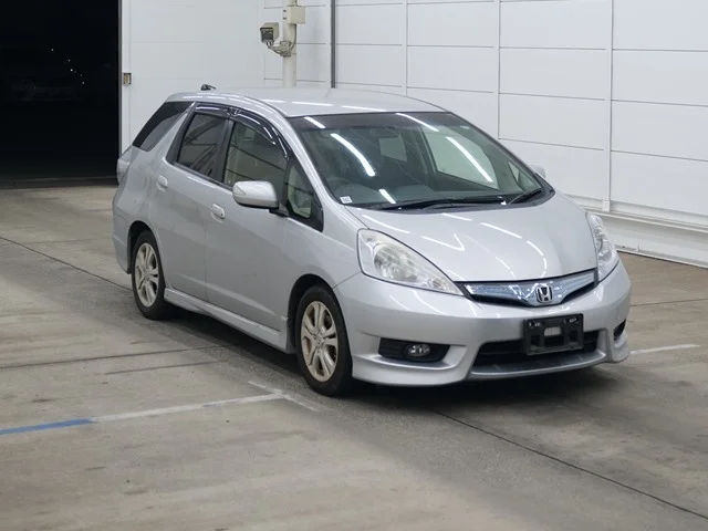 Honda FIT SHUTTLE — фото 1