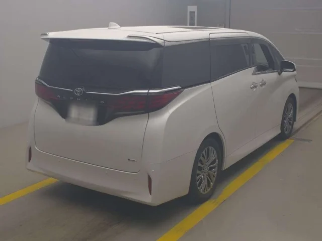 Toyota ALPHARD — фото 2