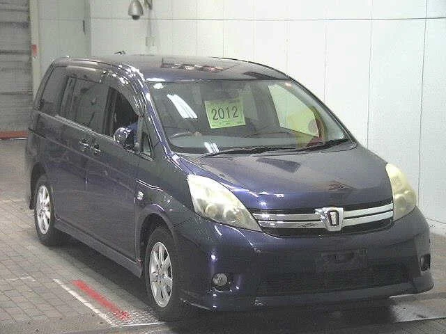 Toyota ISIS