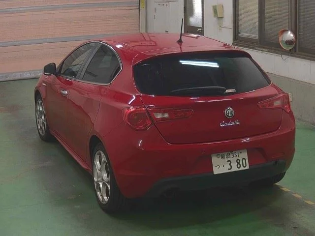 Alfa Romeo GIULIETTA — фото 2