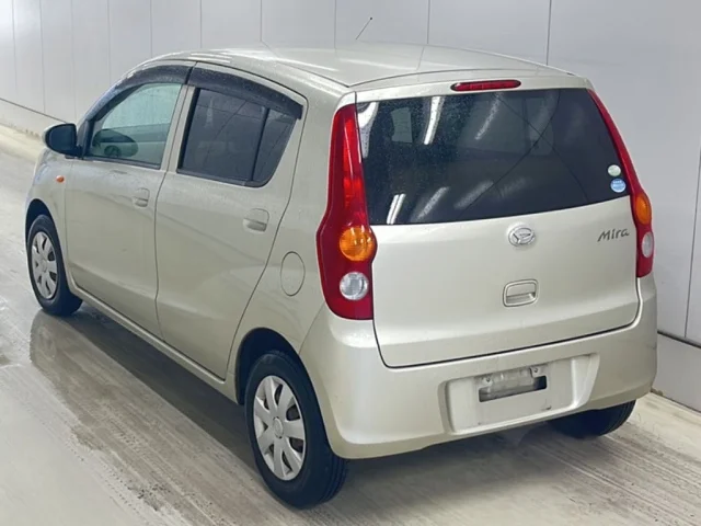 Daihatsu MIRA — фото 2