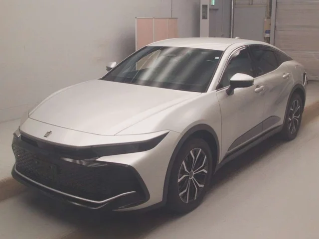 Toyota CROWN CROSSOVER