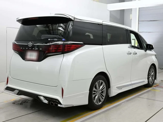 Toyota ALPHARD — фото 2