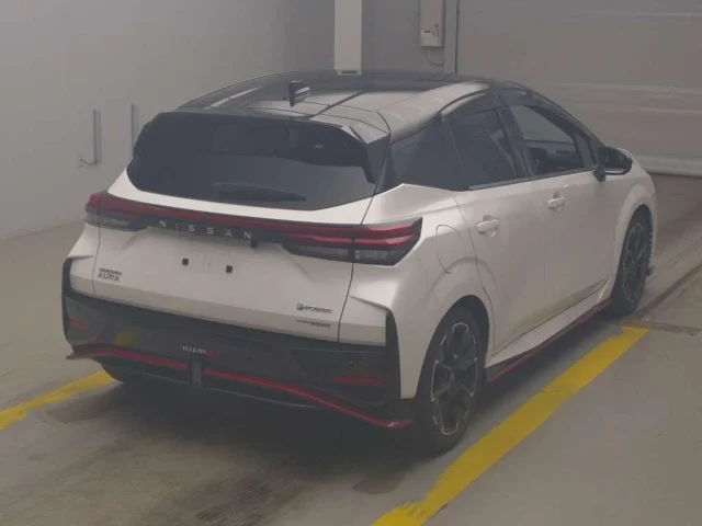 Nissan AURA — фото 2
