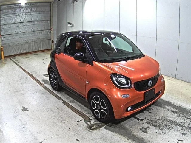 Smart FORTWO — фото 1