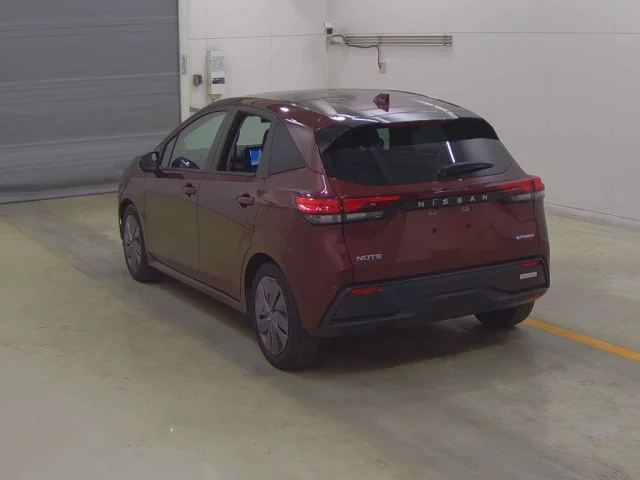 Nissan NOTE — фото 2