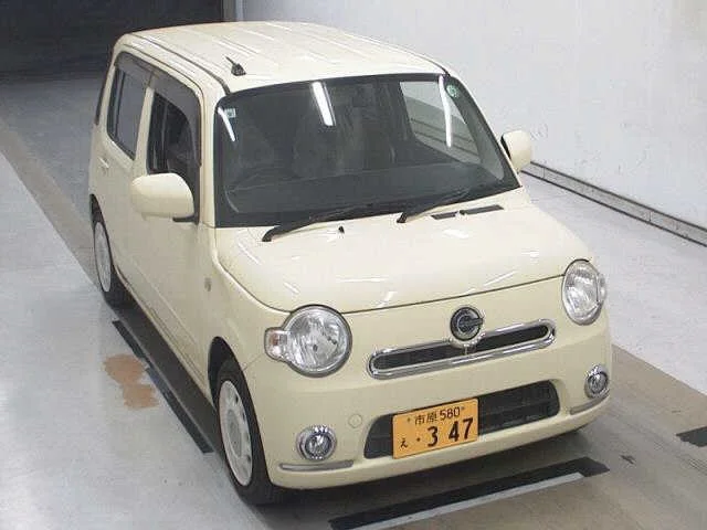 Daihatsu MIRA