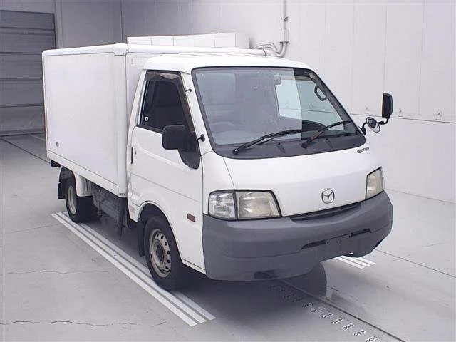 Mazda BONGO — фото 1