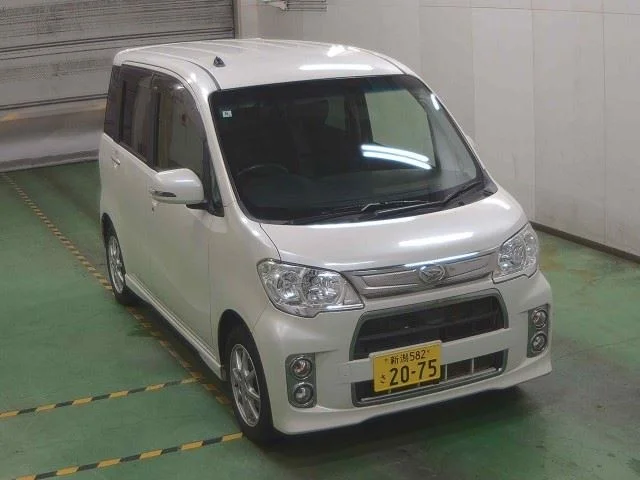 Daihatsu TANTO EXE