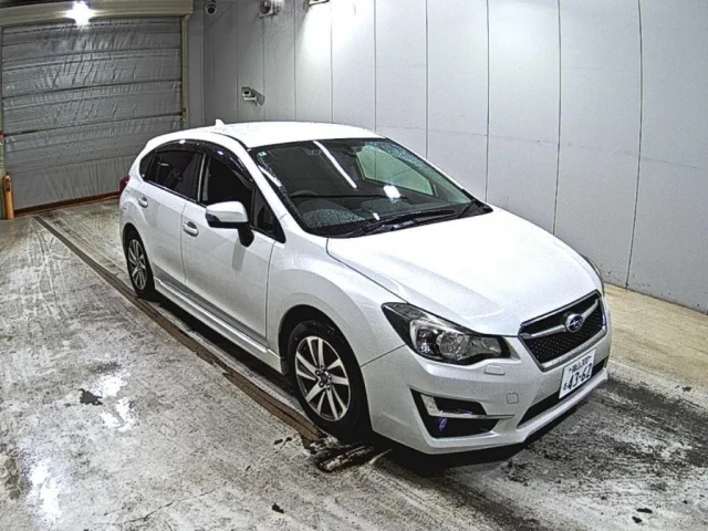 Subaru IMPREZA — фото 1
