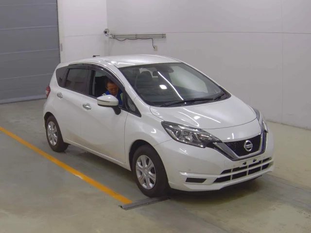 Nissan NOTE — фото 1