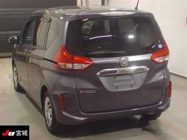 Honda FREED — фото 2
