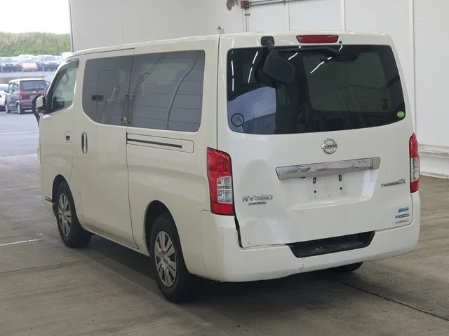 Nissan CARAVAN VAN — фото 2