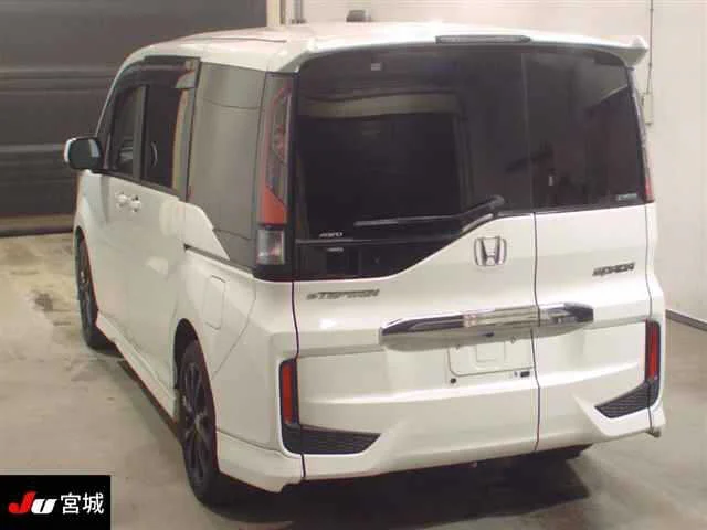 Honda STEP WAGON — фото 2