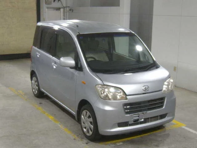 Daihatsu TANTO EXE — фото 1