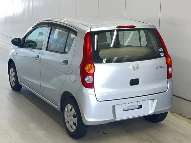 Daihatsu MIRA — фото 2