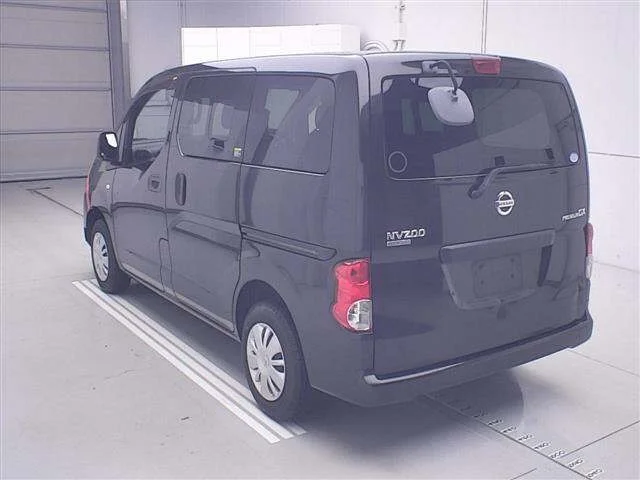 Nissan NV200 — фото 2